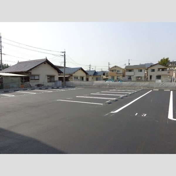駐車場 (駐車場)