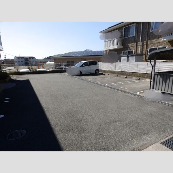 駐車場 (駐車場)