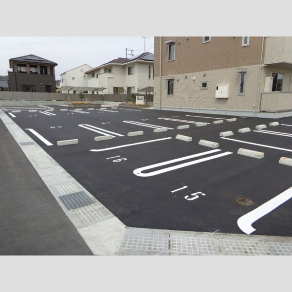 駐車場 (駐車場)