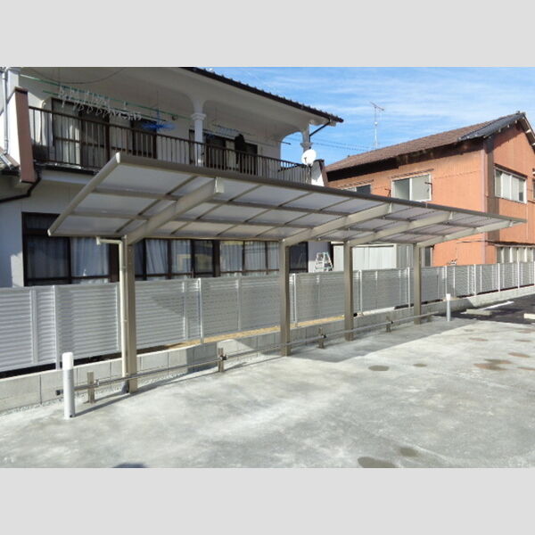 現地周辺 (駐輪場)