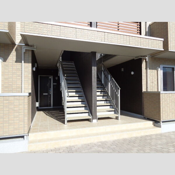 エントランス (エントランス)