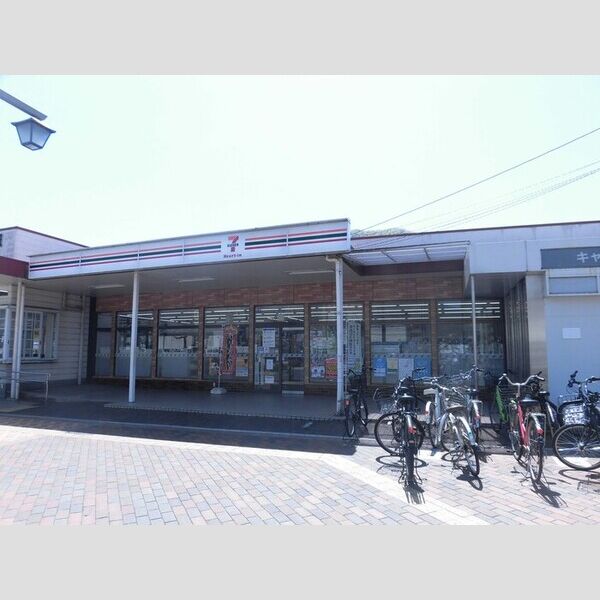 現地周辺 (セブンイレブンハートインJR広駅店 215m)