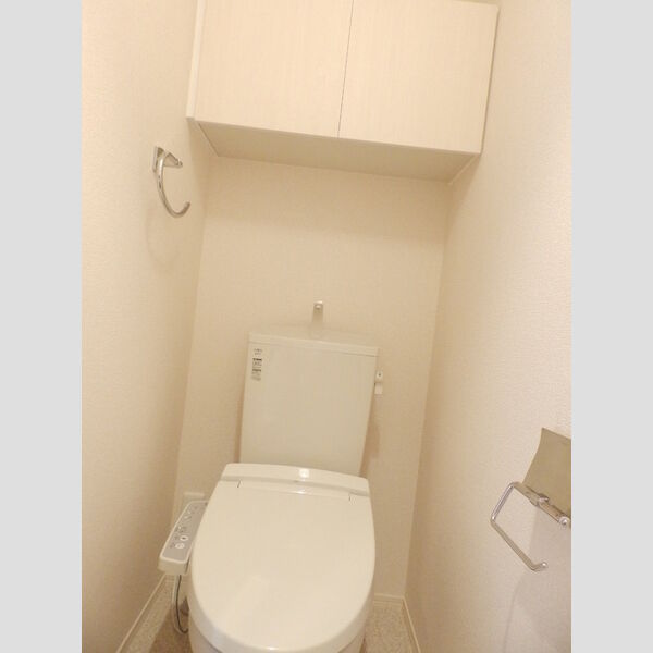 トイレ (☆温水洗浄暖房便座☆)