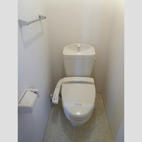トイレ (温水洗浄暖房便座)
