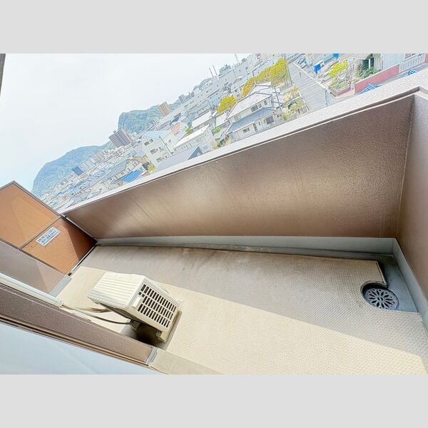 バルコニー・ベランダ (バルコニー)