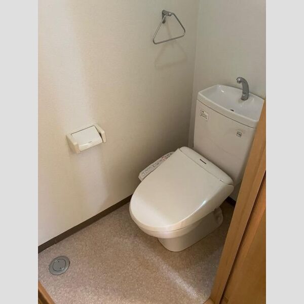 トイレ (温水洗浄暖房便座)