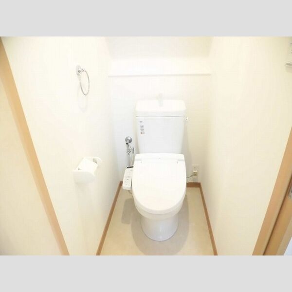 トイレ (トイレ【温水洗浄暖房便座】)