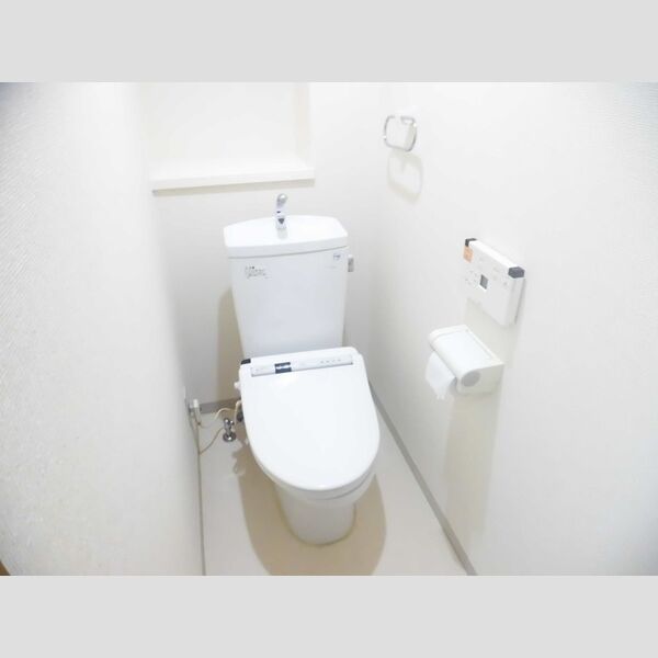 トイレ (トイレ(温水洗浄暖房便座))