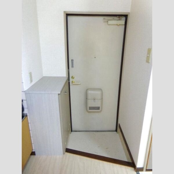 玄関 (玄関)