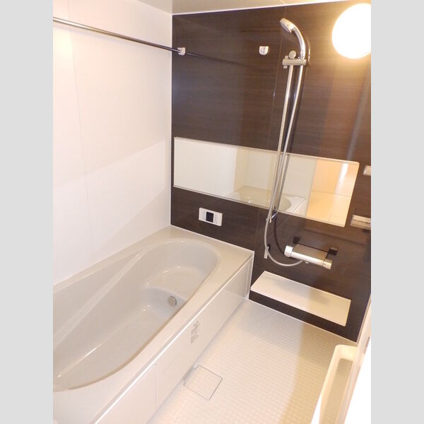 バス (浴室(浴室換気乾燥機・追い焚き給湯))