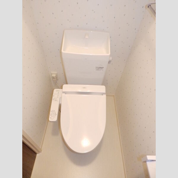 トイレ (トイレ(温水洗浄暖房便座))