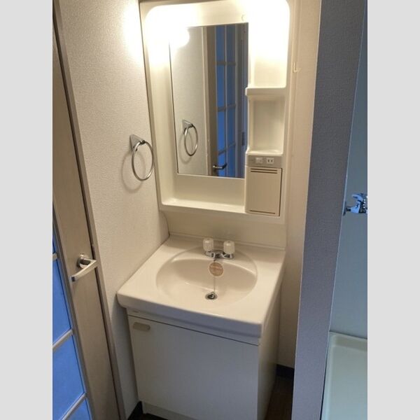 洗面所 (洗面所)