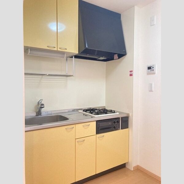 キッチン (キッチン)