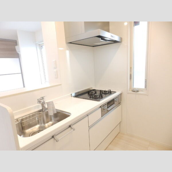 キッチン (3口コンロ付きキッチン)