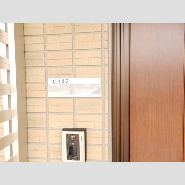 玄関 (☆カードキー・TVインターホン・シューズボックス☆)