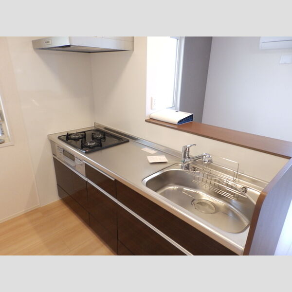 キッチン (システムキッチン(3口ガス))