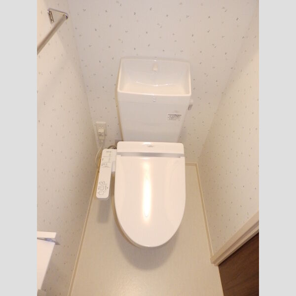 トイレ (トイレ(温水洗浄暖房便座))