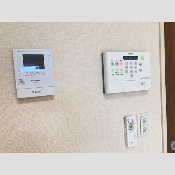 その他設備 (インターホン、ALSOK)