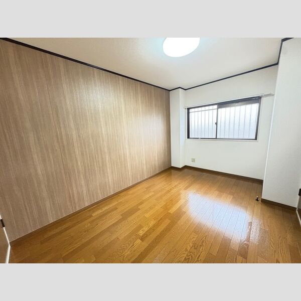 その他 (洋室)