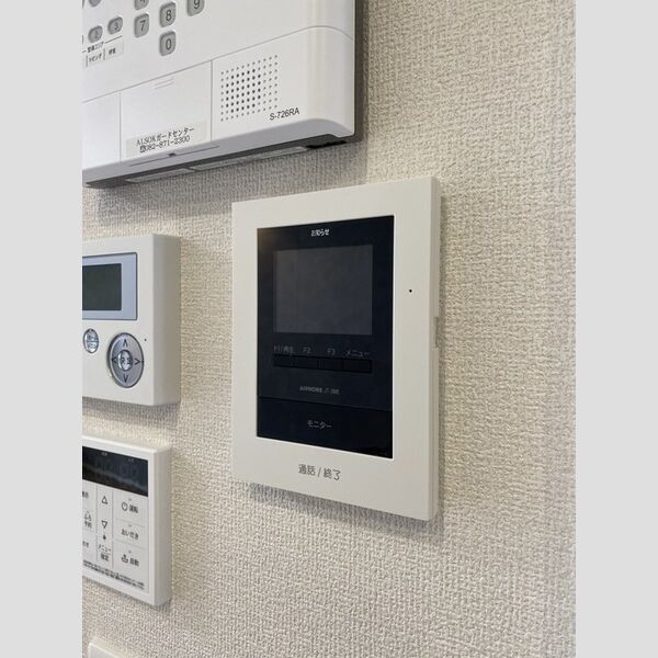 その他設備 (モニター付きインターフォン)