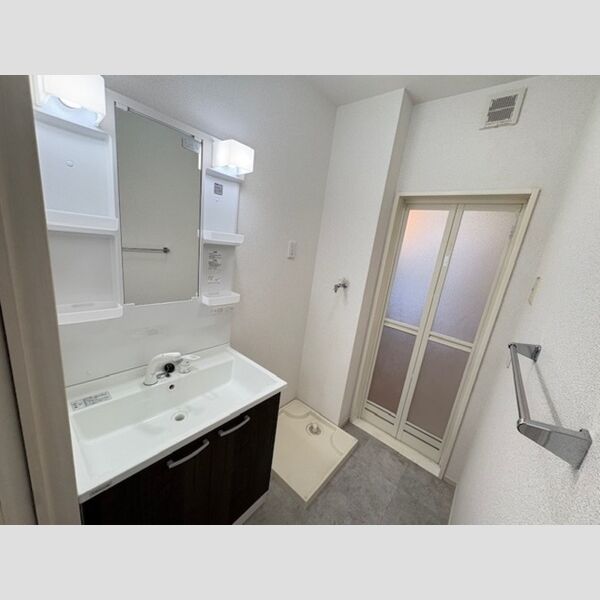 洗面所 (洗面室)