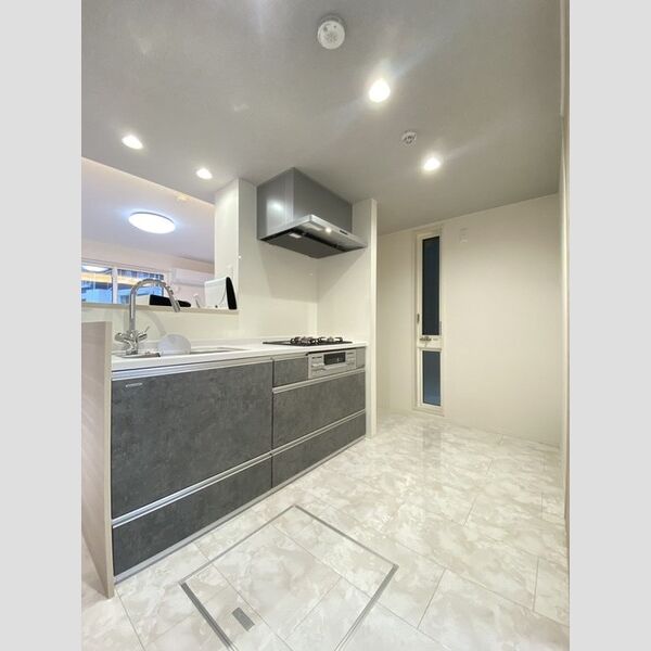 キッチン (キッチン)