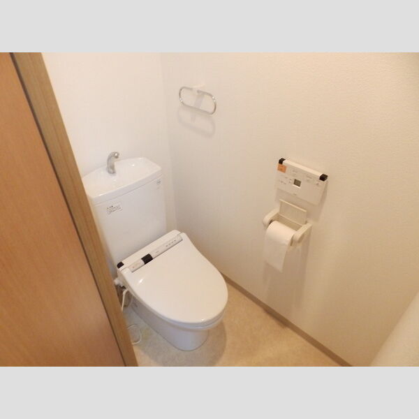 トイレ (トイレ【温水洗浄暖房便座】)