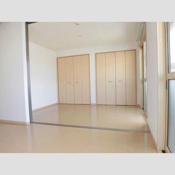 その他 (LDK横洋室)