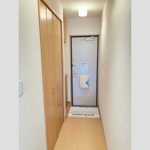 玄関 (玄関)