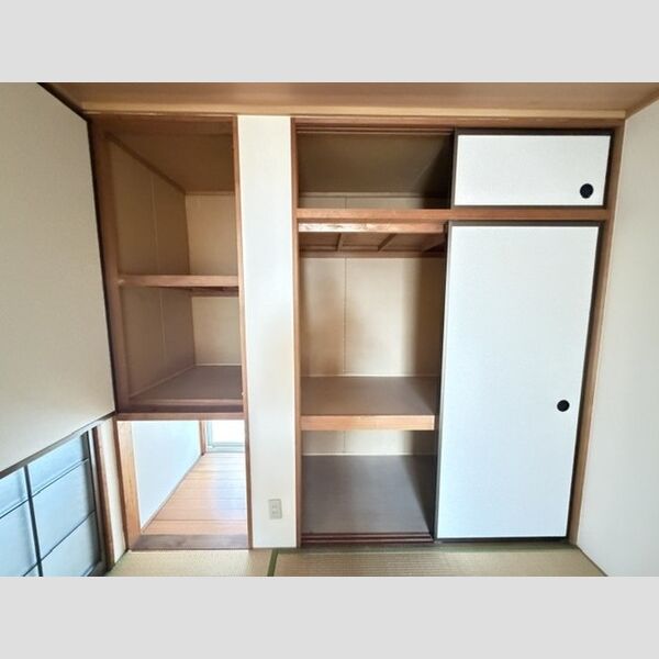 収納 (和室押入)