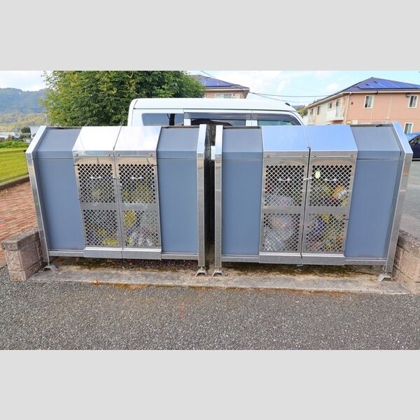 現地周辺 (ゴミステーション)