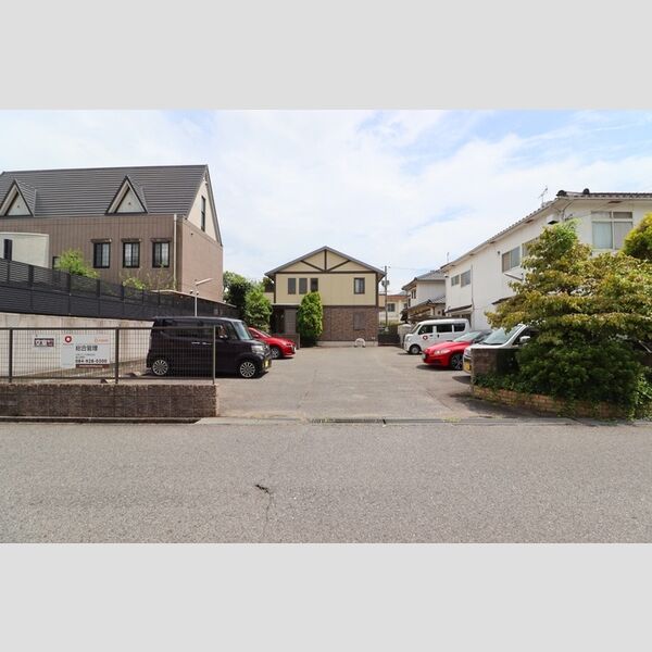 現地周辺 (建物周辺)