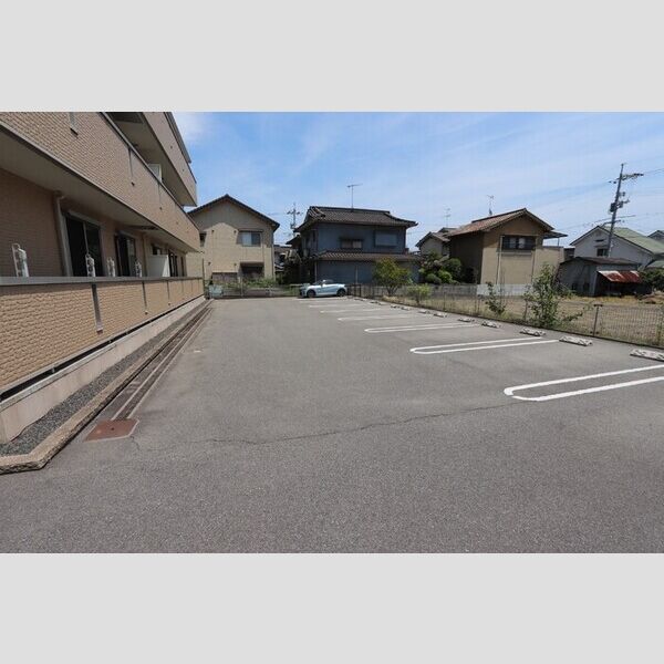 駐車場 (駐車場)