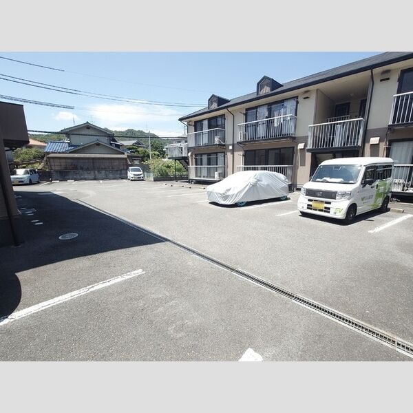 駐車場 (駐車場)