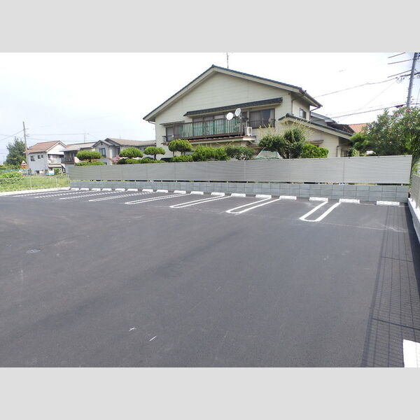 駐車場 (駐車場)
