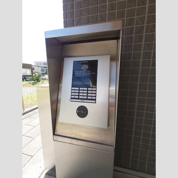 エントランス (オートロックシステム(ICカード))