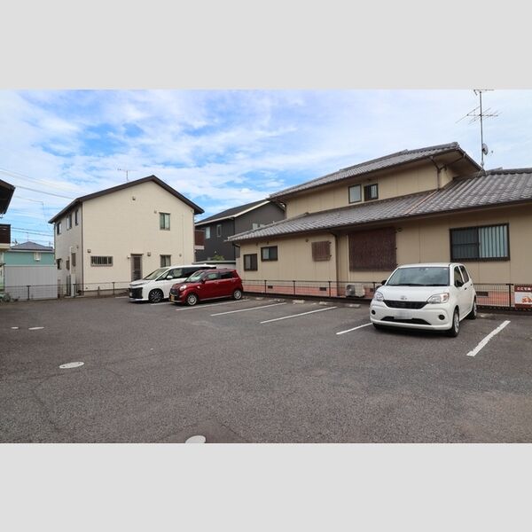 駐車場 (駐車場)