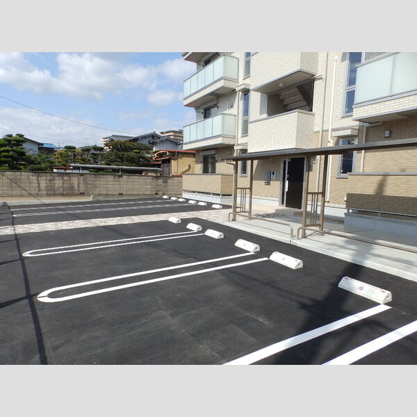 駐車場 (駐車場)