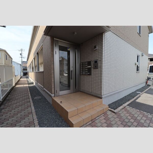 エントランス (エントランス)