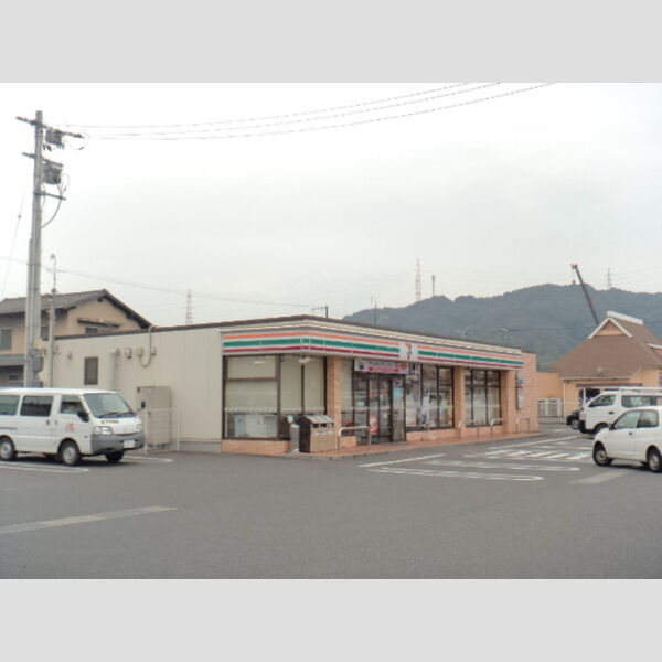 現地周辺 (セブンイレブン福山大門1丁目店188m)