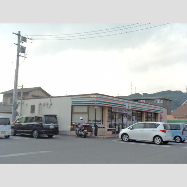 現地周辺 (セブンイレブン福山大門1丁目店420m)