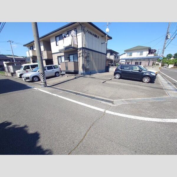 駐車場 (駐車場)