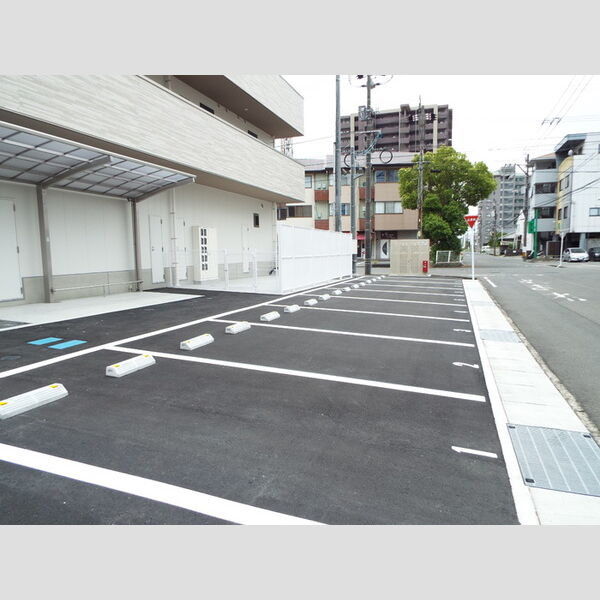 駐車場 (駐車場)