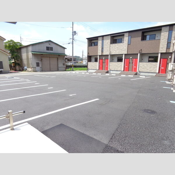 駐車場 (駐車場)