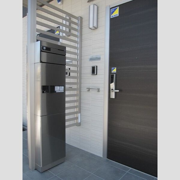 エントランス (メールボックス・宅配ボックス)