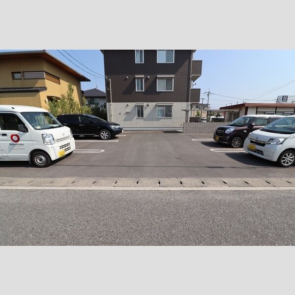 駐車場 (駐車場)