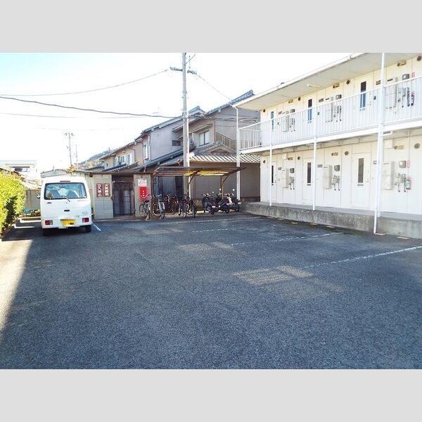 駐車場 (駐車場)