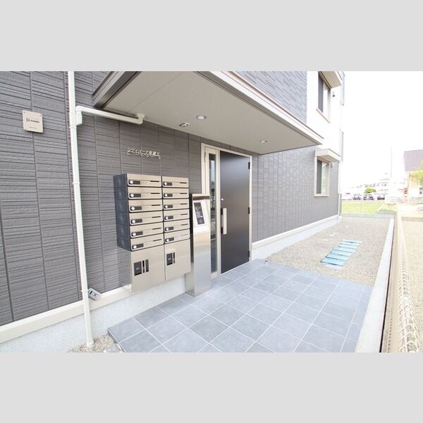 エントランス (エントランス)