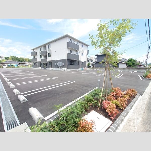 駐車場 (駐車場)