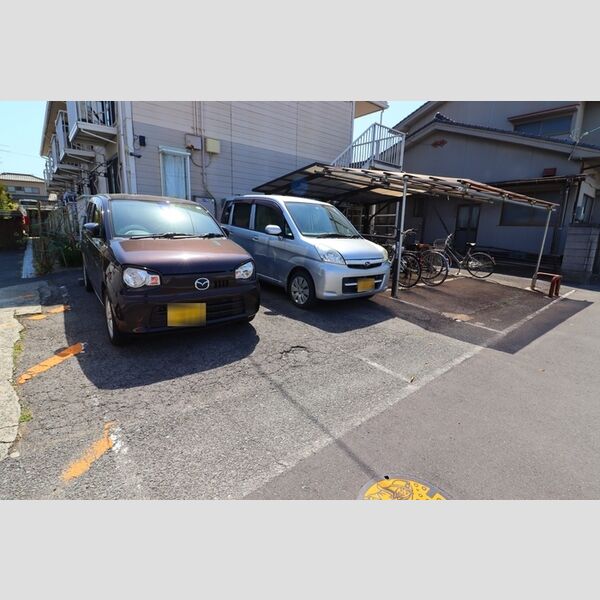 駐車場 (駐車場)